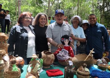 Diosdado Cabello destaca potencial turístico y productivo del estado Falcón: “Este pueblo es extraordinario” 10 Diosdado Cabello destaca potencial turístico y productivo del estado Falcón: “Este pueblo es extraordinario”