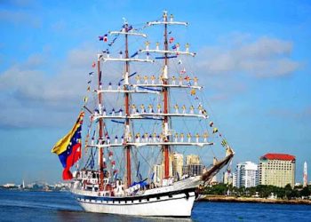Buque Escuela Simón Bolívar finaliza con éxito sus actividades en México