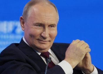 Rusia reafirma su papel clave en la economía global y su apertura a la cooperación, afirma Putin en el Foro de San Petersburgo