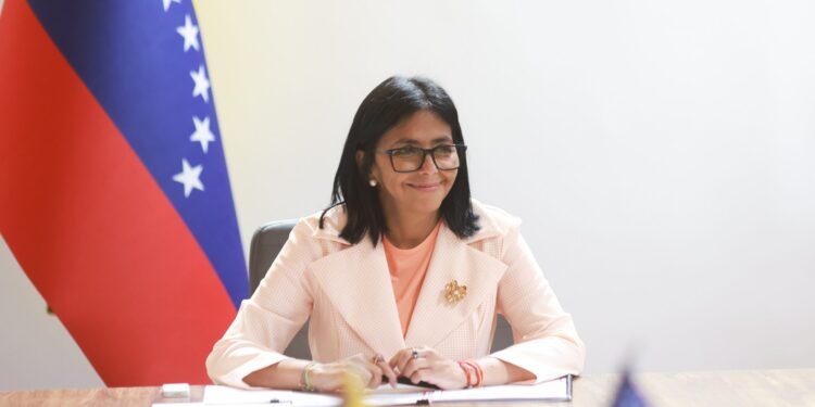 Presidenta (E) Delcy Rodríguez presenta avances en simplificación de trámites administrativos y anuncia éxito de la apostilla digital