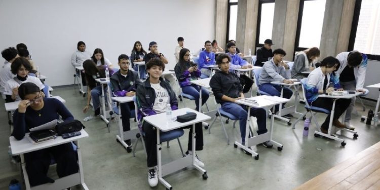 Más de 300 jóvenes brillan en la fase nacional de las Olimpiadas de Astronomía 2026