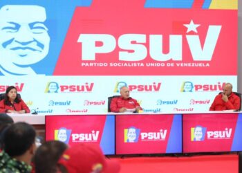 Comunas lideran consulta sobre reforma judicial y atención a adultos mayores, informó Cabello 2 Comunas lideran consulta sobre reforma judicial y atención a adultos mayores, informó Cabello