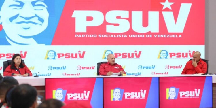 Comunas lideran consulta sobre reforma judicial y atención a adultos mayores, informó Cabello