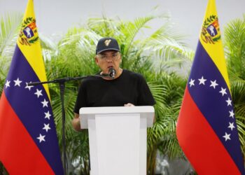 Más de 12.700 familias reciben asistencia tras los sismos