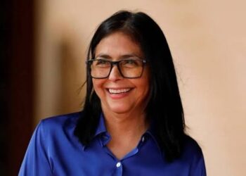 Presidenta (E) Delcy Rodríguez felicita a los padres venezolanos en su día y honra la memoria de su padre 8 Presidenta (E) Delcy Rodríguez felicita a los padres venezolanos en su día y honra la memoria de su padre
