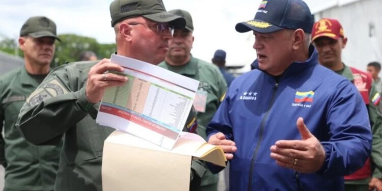 Vicepresidente Cabello supervisa operativo en La Carlota y exalta la «entrega sin tregua» de rescatistas y voluntarios ante la emergencia sísmica