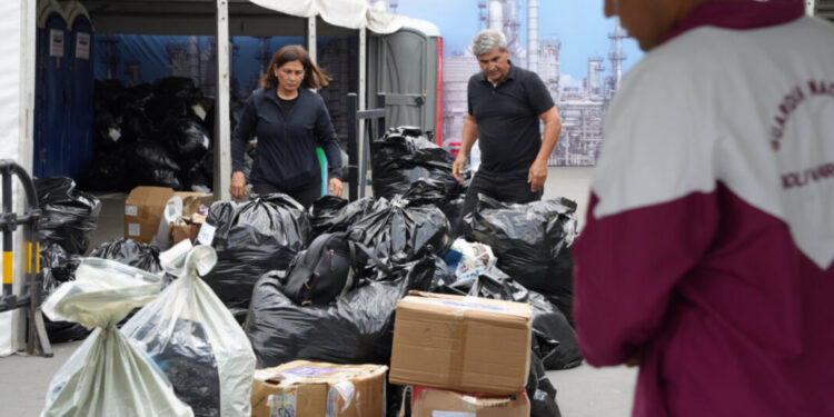 Labores continuan de forma ininterrumpida en centro de acopio de La Carlota para atender a damnificados por sismos