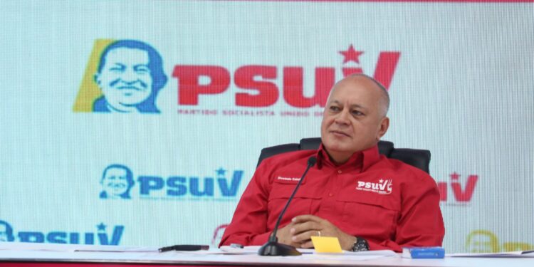 Cabello anuncia adecuación legal para impulsar la generación eléctrica mixta en el país