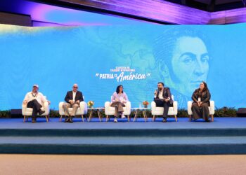 Presidenta (E) Delcy Rodríguez convoca a la unión nacional en defensa de la paz y la soberanía