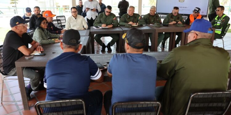 Presidenta (E) Delcy Rodríguez lidera acciones de emergencia en La Guaira tras sismo de magnitud 7.5