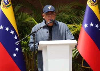 Jorge Rodríguez desmiente rumores sobre daños en el viaducto Caracas-La Guaira: «La infraestructura opera con total normalidad»