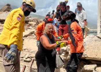Testimonios de rescate reflejan la esperanza en medio de la tragedia 2 Testimonios de rescate reflejan la esperanza en medio de la tragedia
