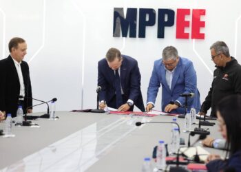 Gobierno Nacional suscribe alianzas estratégicas con GE e IMPSA para incorporar más de 7.500 MW al Sistema Eléctrico