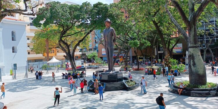 Desde la plaza