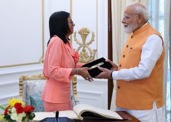 Presidenta (E) sostiene encuentro de alto nivel con el primer ministro Narendra Modi en Hyderabad House 5 Presidenta (E) sostiene encuentro de alto nivel con el primer ministro Narendra Modi en Hyderabad House