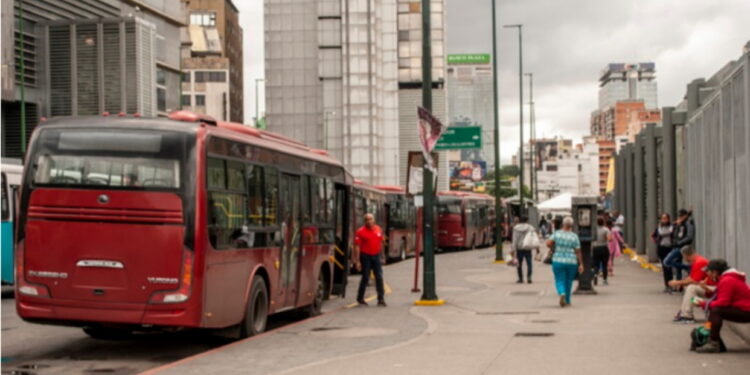 Gobierno Nacional activa plan de contingencia en el sector transporte tras sismos registrados en el país