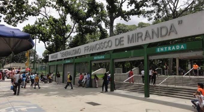 Atienden a niños afectados por sismos en el Parque del Este, Oeste y La Urbina