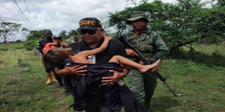 Hallan con vida a niño de 5 años tras 72 horas de búsqueda en zona boscosa de Guárico