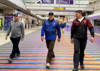 Cabello supervisa plan de recuperación del Aeropuerto de Maiquetía