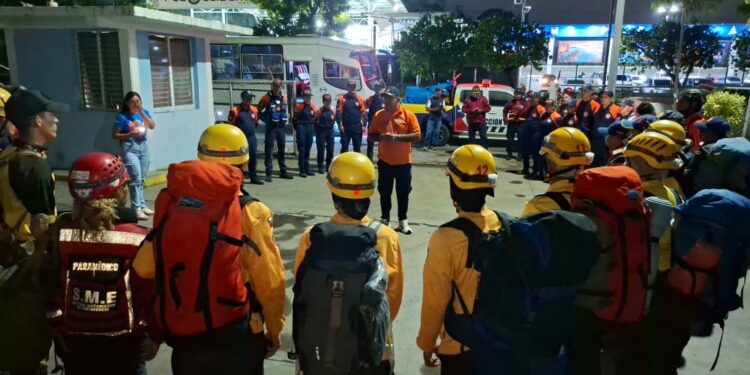 (+Comunicado) Protección Civil desmiente falsos rescates en La Guaira
