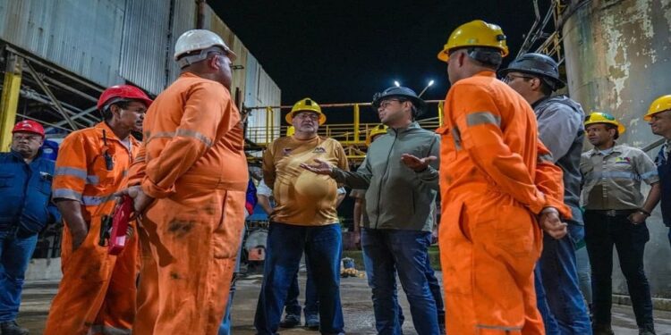 Supervisan avances operativos en la Planta Revemin de Minerven