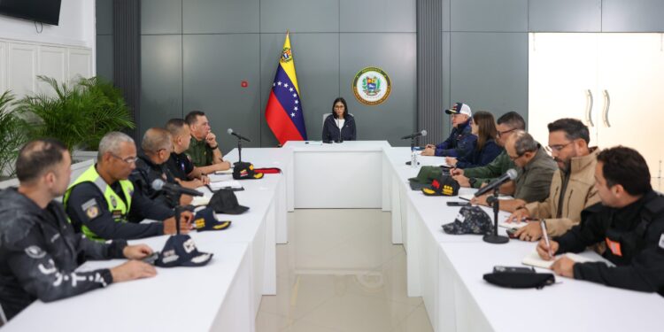 Presidenta (E) Delcy Rodríguez lideró reunión estratégica con cuerpos de seguridad del Estado
