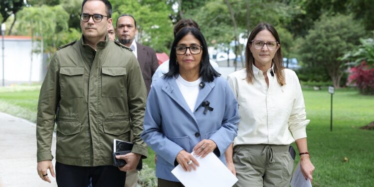 Presidenta Encargada Delcy Rodríguez anuncia activación de 10 motores económicos y plan de recuperación aeroportuaria en medio de la emergencia nacional