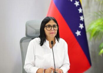 Presidenta (E) Delcy Rodríguez supervisa atención integral en los 87 campamentos transitorios del país