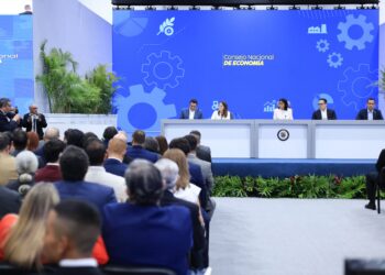Presidenta Delcy Rodríguez lidera masiva plenaria del Consejo Nacional de Economía