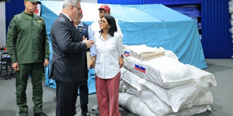 Venezuela recibe 35 toneladas de ayuda humanitaria desde Rusia