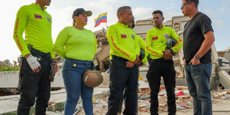 Tsunami, el perro rescatista símbolo de esperanza tras los sismos, recibirá un nuevo hogar junto a su cuidador Jorge