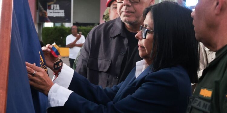 Gobierno Bolivariano Condecora a más de 6.000 Héroes por su Labor en la Operación Venezuela Renace 2026