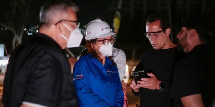 Ministra Jacqueline Faria confirma vías completamente habilitadas en La Guaira para garantizar el paso de ayuda humanitaria