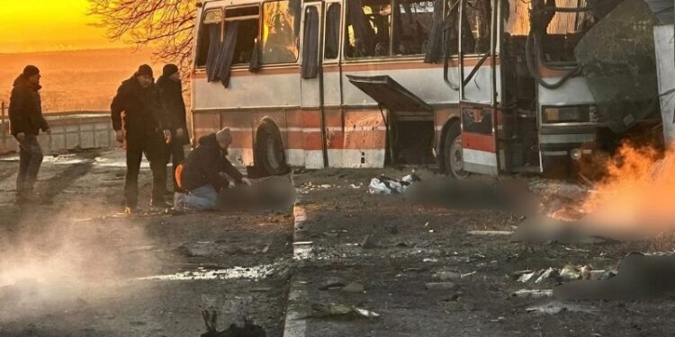 Ataque de dron ucraniano contra un autobús de civiles deja al menos 19 heridos en la provincia rusa de Bélgorod