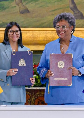 Presidenta Delcy Rodríguez y Mia Mottley firman declaración conjunta para profundizar la agenda bilateralre