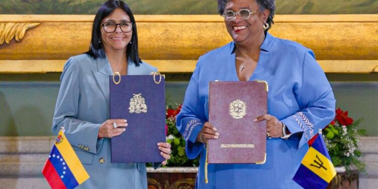 Presidenta Delcy Rodríguez y Mia Mottley firman declaración conjunta para profundizar la agenda bilateralre
