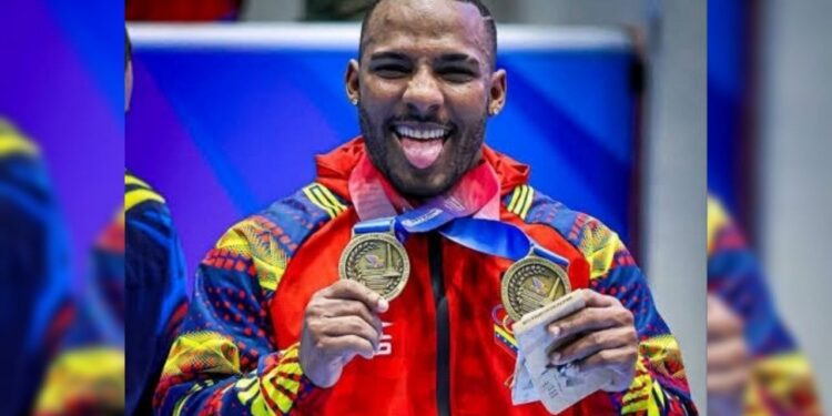 ¡Histórico! Julio Mayora logra triple corona dorada en Santo Domingo 2026 (+Video)
