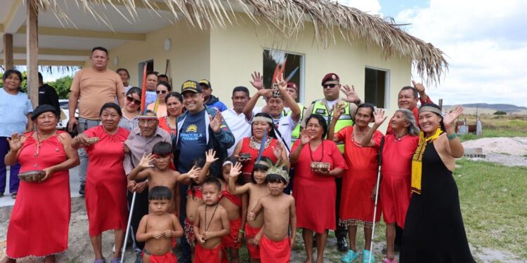 Territorio Esequibo: Inauguran vivienda modelo para la comunidad indígena Santa Cruz de Mapaurí