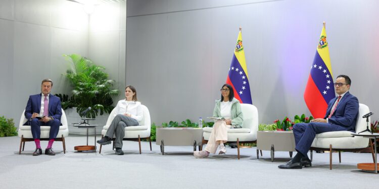 Presidenta Delcy Rodríguez encabeza mesa de trabajo con el sector económico