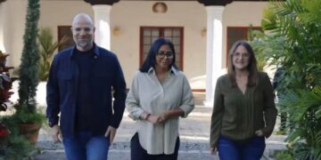 «Se acabó la historia de la cartelera»: Presidenta Delcy Rodríguez anuncia modernización tributaria