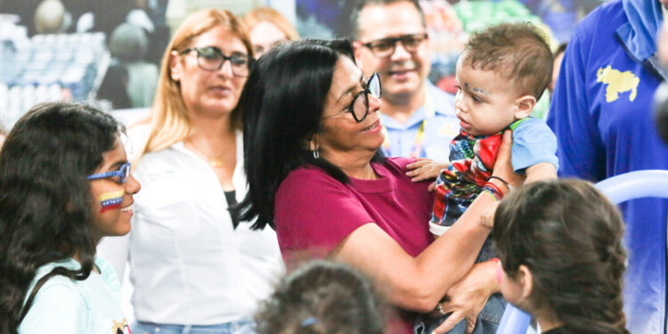 Presidenta Delcy Rodríguez entrega el Súper Abasto Mercal número 200 en Caracas y anuncia incremento del consumo de alimentos 1 Presidenta Delcy Rodríguez entrega el Súper Abasto Mercal número 200 en Caracas y anuncia incremento del consumo de alimentos