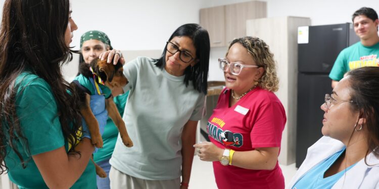 (+Fotos) Presidenta Delcy Rodríguez inaugura el mayor refugio de Misión Nevado para mascotas rescatadas tras sismos