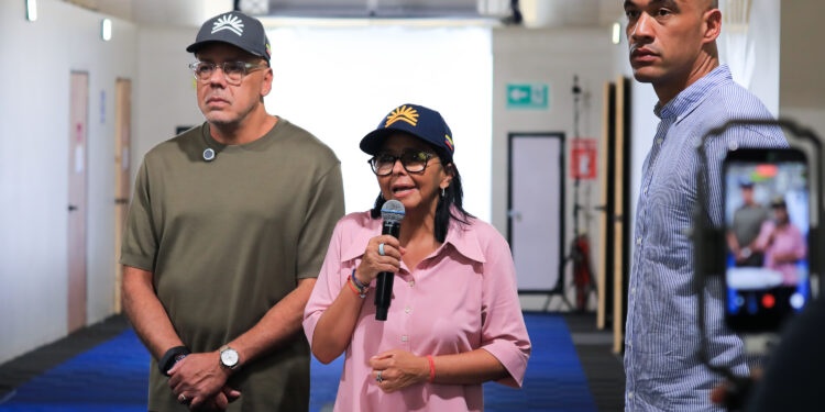 Jefa de Estado anuncia proceso de desconcentración de escuelas utilizadas como campamentos transitorios para familias afectadas por los sismos 1 Jefa de Estado anuncia proceso de desconcentración de escuelas utilizadas como campamentos transitorios para familias afectadas por los sismos