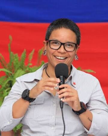 «El chavismo verdadero se está fortalecimiento cada vez más»: Erika Farías