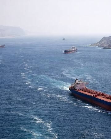Periódico de la Patria y Multiplataforma Digital 26 Irán autoriza el paso excepcional de petroleros iraquíes por el estrecho de Ormuz