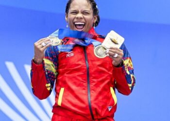¡Doble Dorada! Génesis Rodríguez brilla en levantamiento de pesas de los Juegos Centroamericanos y del Caribe Santo Domingo 2026