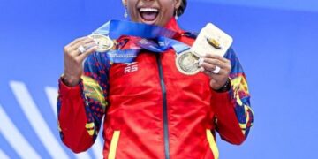 ¡Doble Dorada! Génesis Rodríguez brilla en levantamiento de pesas de los Juegos Centroamericanos y del Caribe Santo Domingo 2026