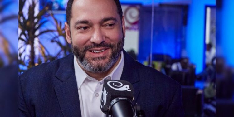 Venezuela está abierta a todas las inversiones privadas en el marco de la ley, asegura el presidente de PDVSA, Héctor Obregón
