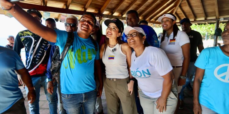 Ministra Daniella Cabello impulsa playas inclusivas en Miranda