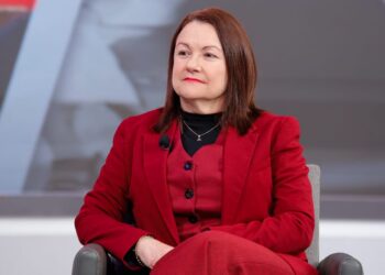 Ministra Paola Henao destaca que el acuerdo petrolero con EE.UU. se traducirá en bienestar y empleo para los venezolanos